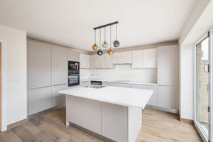 Photo 19- click for photo gallery